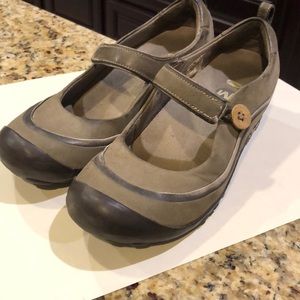 Merrill Mary Jane shoe